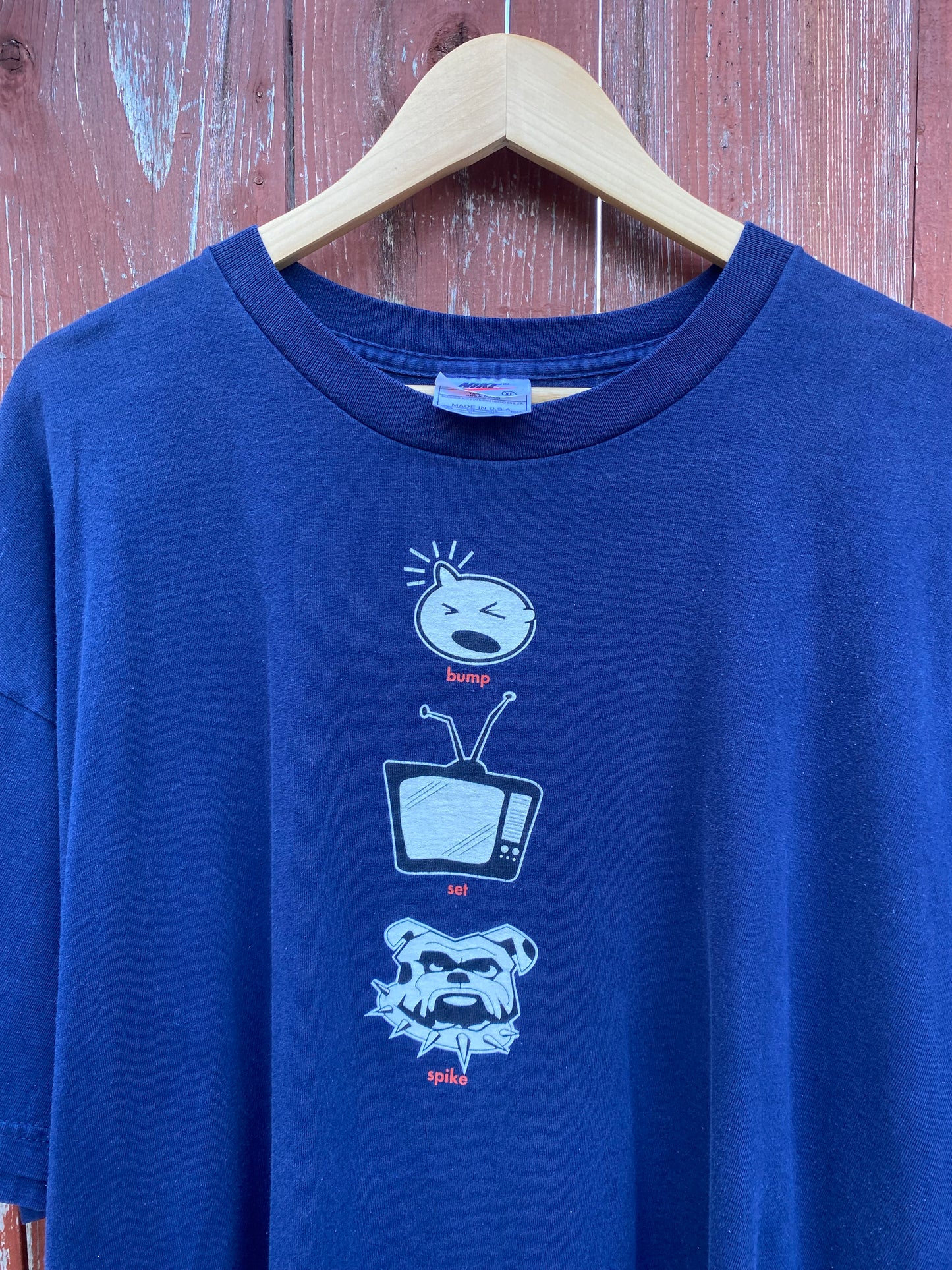 Bump set spike Nike tee