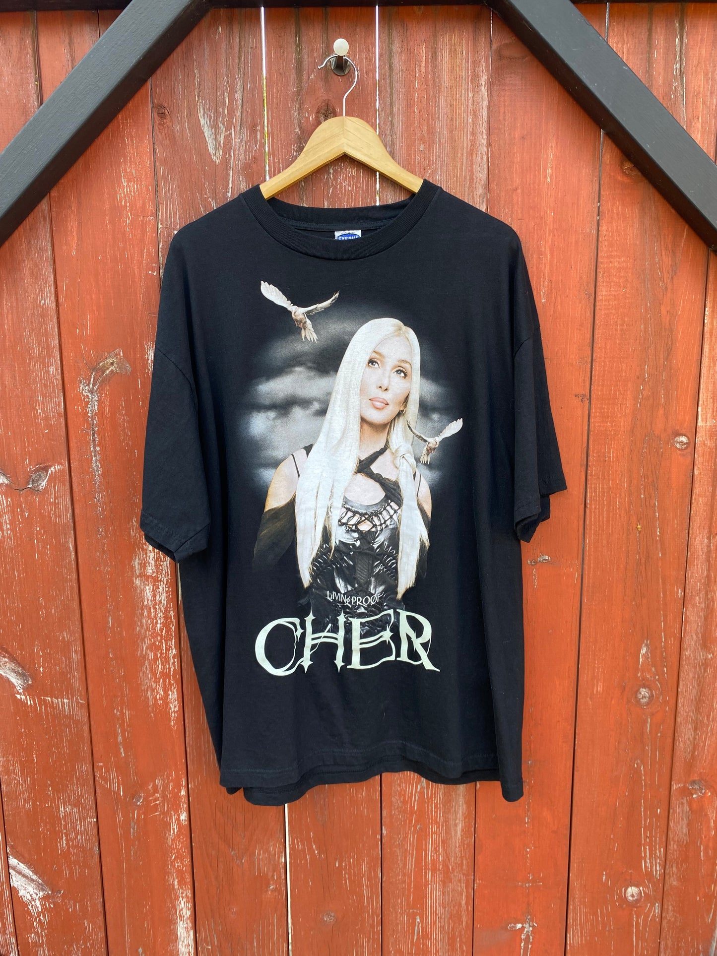 02’ Cher tee