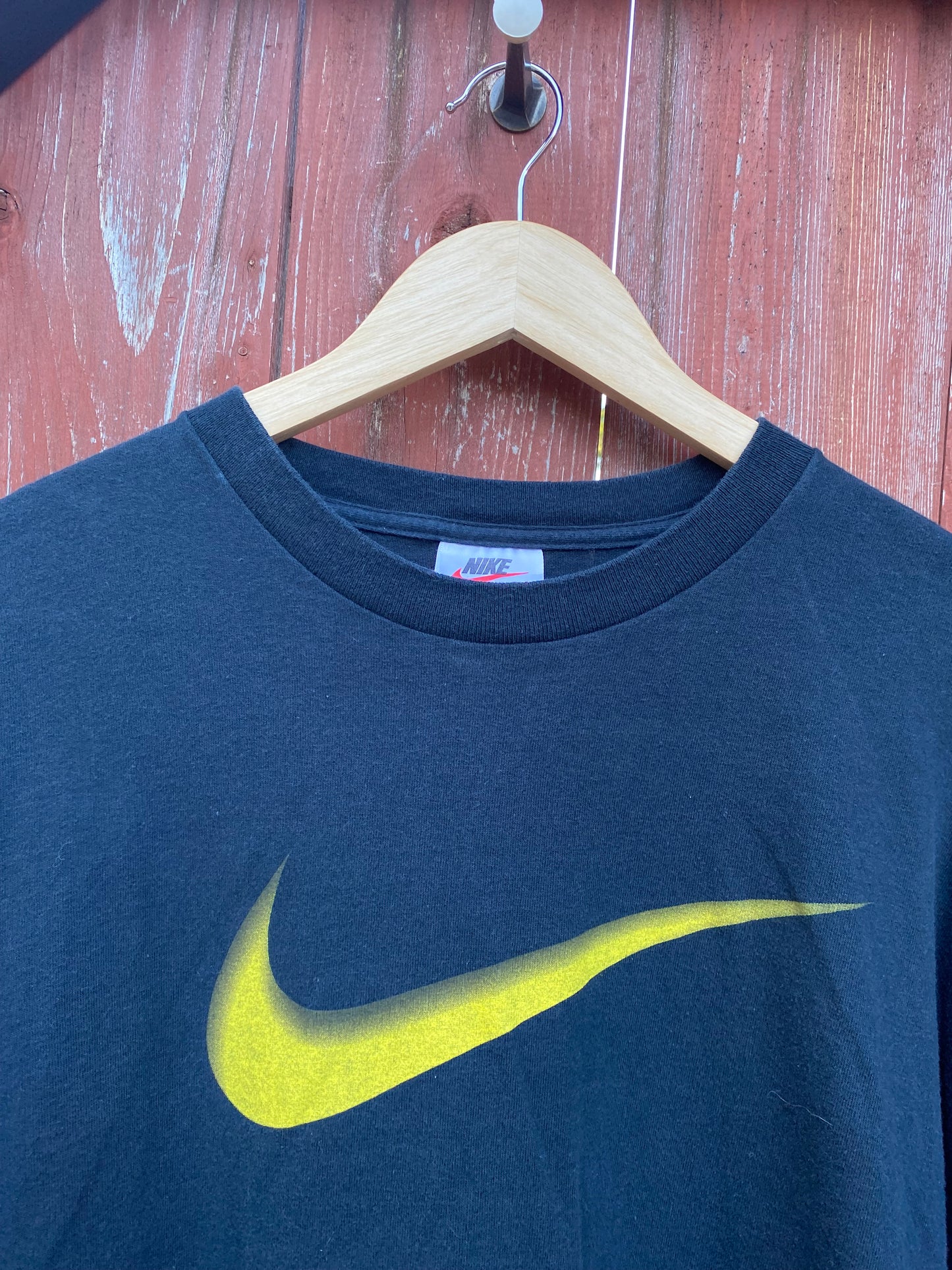 Nike swoosh Tee