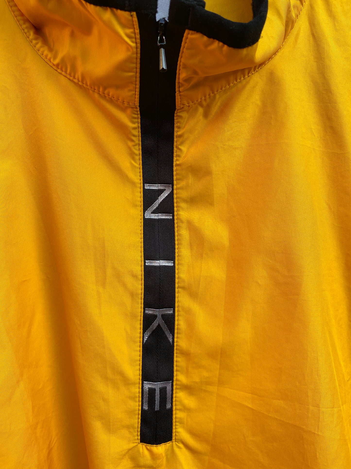 Y2K Nike Windbreaker