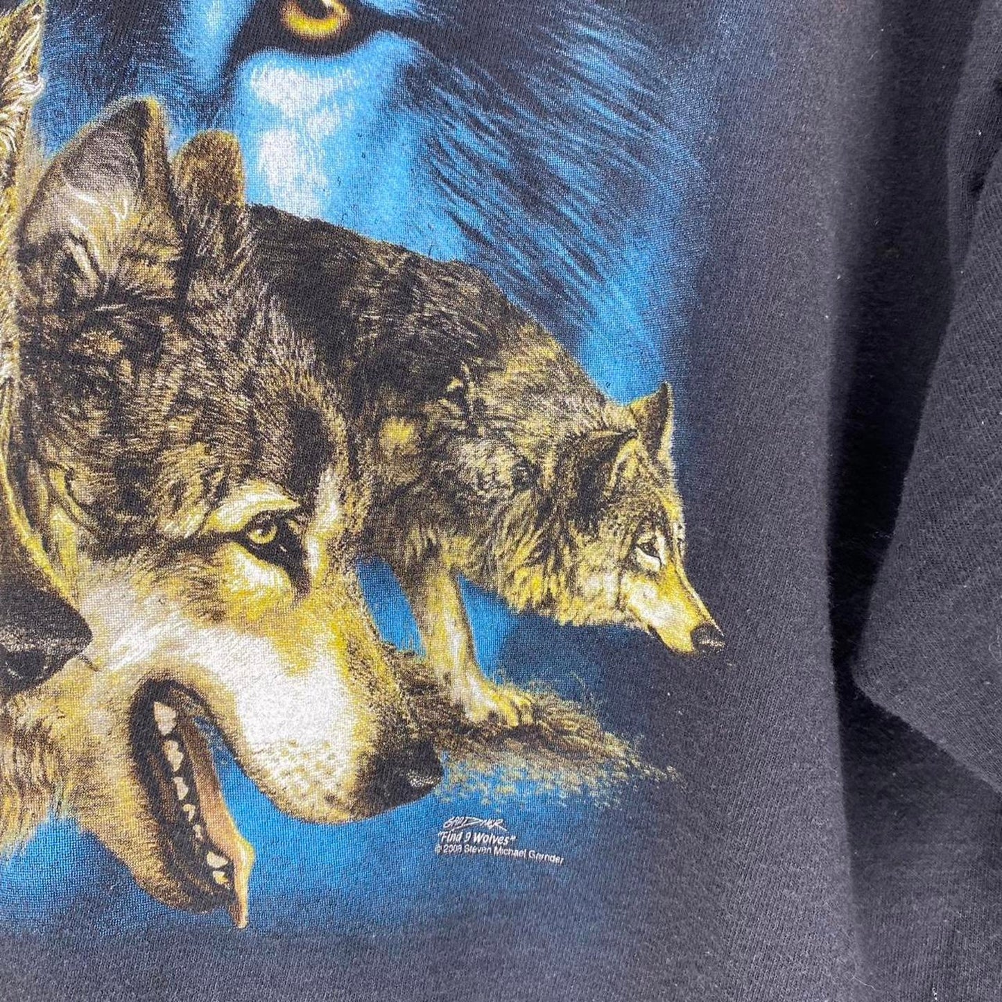 Wolf Tee - L