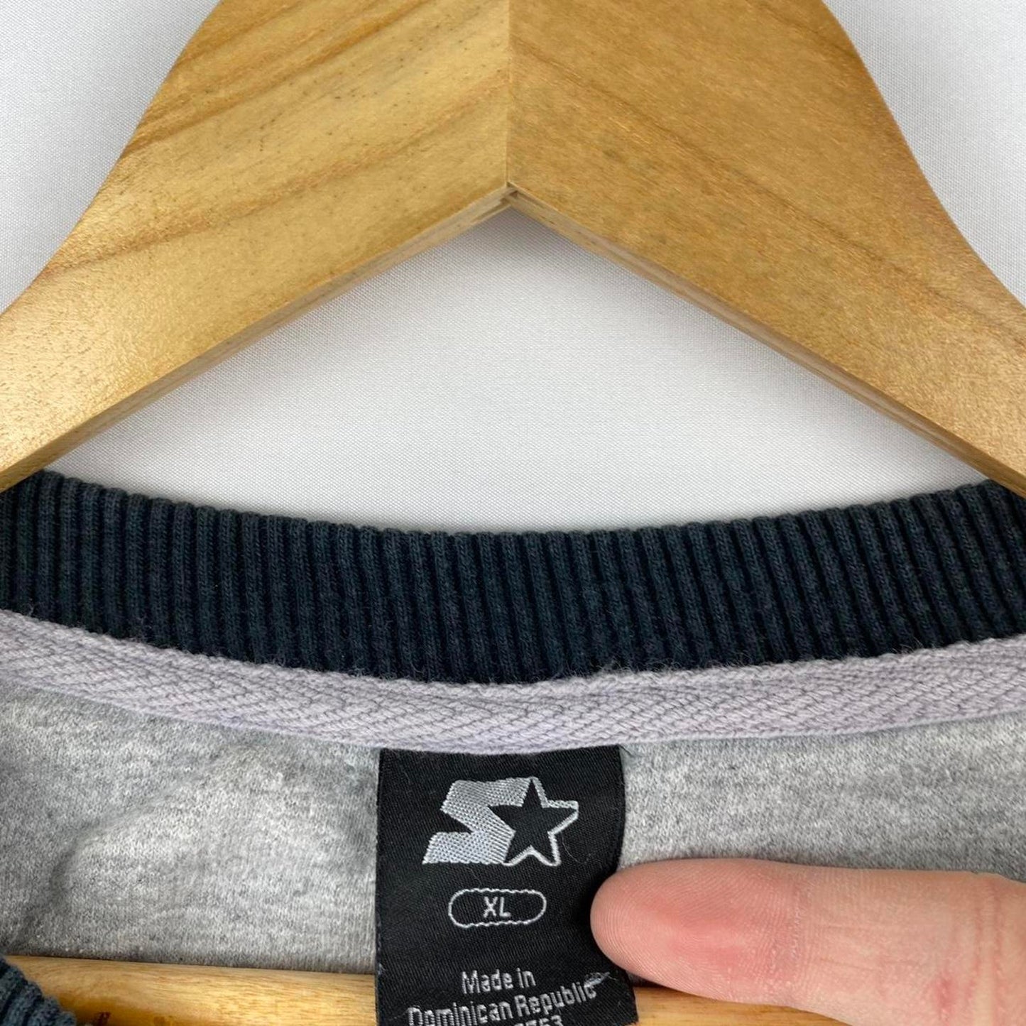 Black Starter Sweatshirt - XL