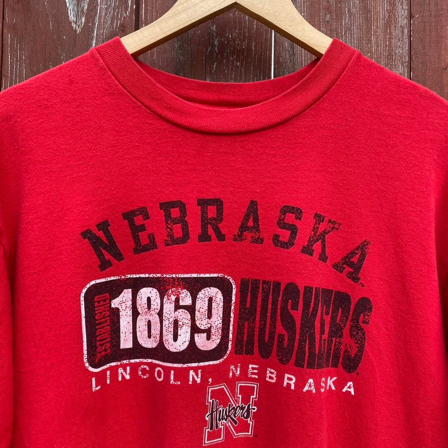 Husker Tee