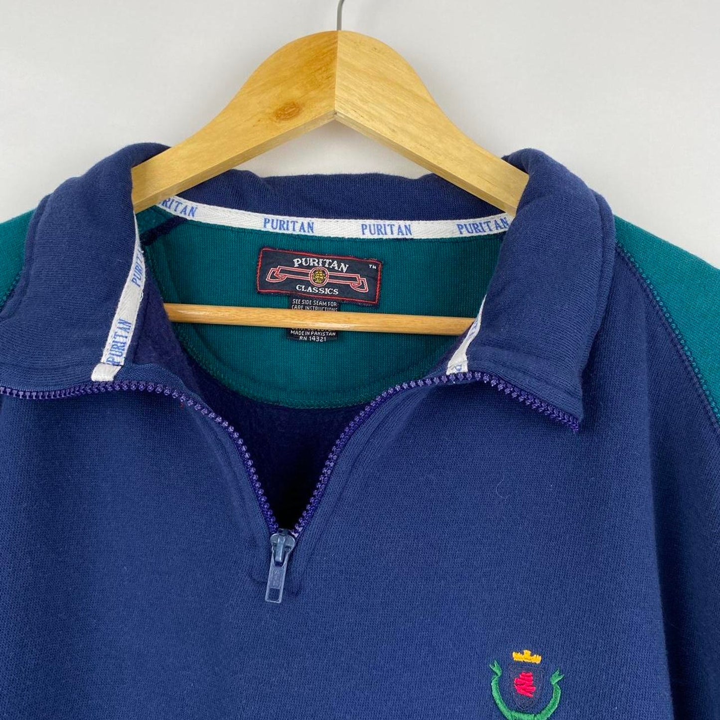 Quarter Zip Sweatshirt - M