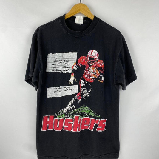 Husker Tee - L