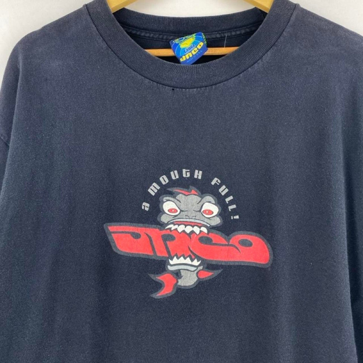 JNCO Mouth Full Tee - L