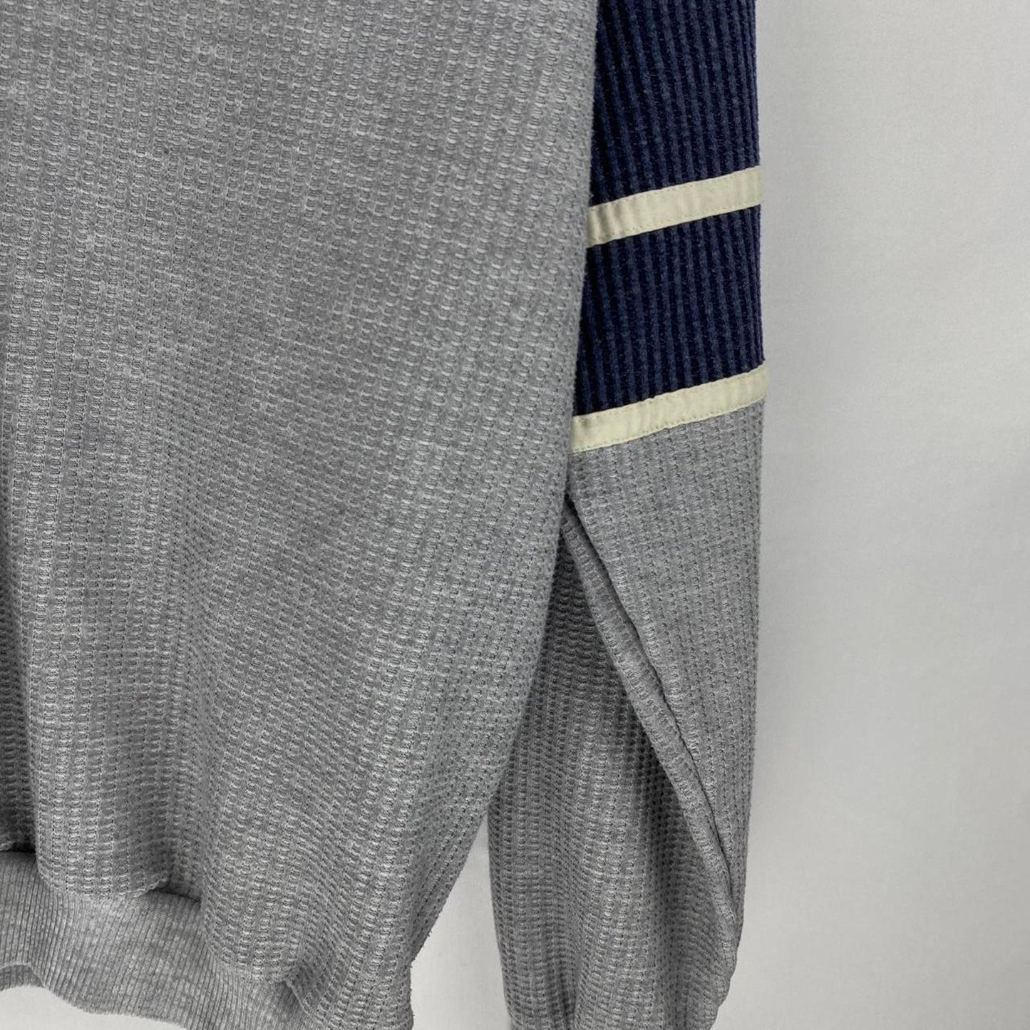 Collared Sweatshirt - L