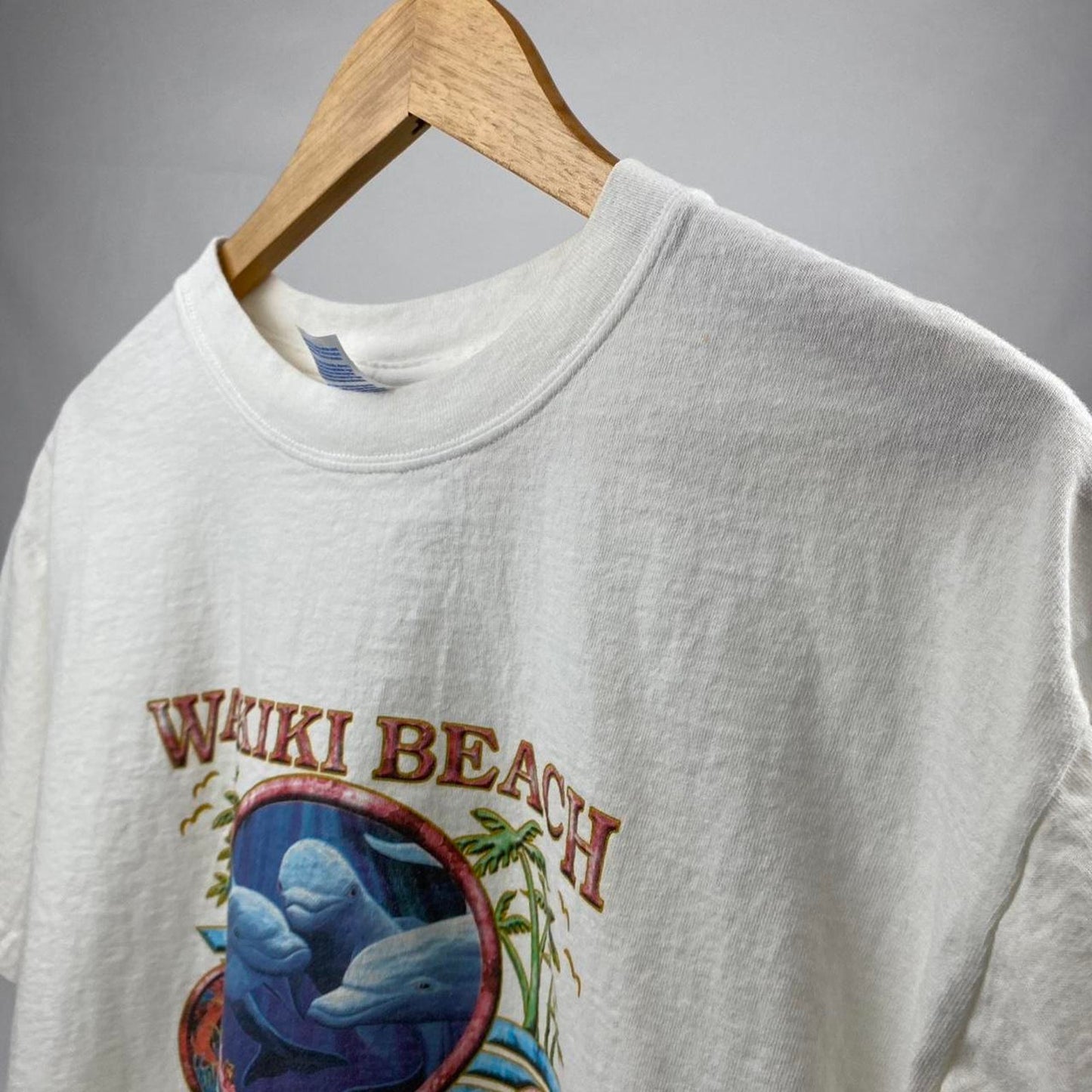 Waikiki Beach Hawaii Tee - L