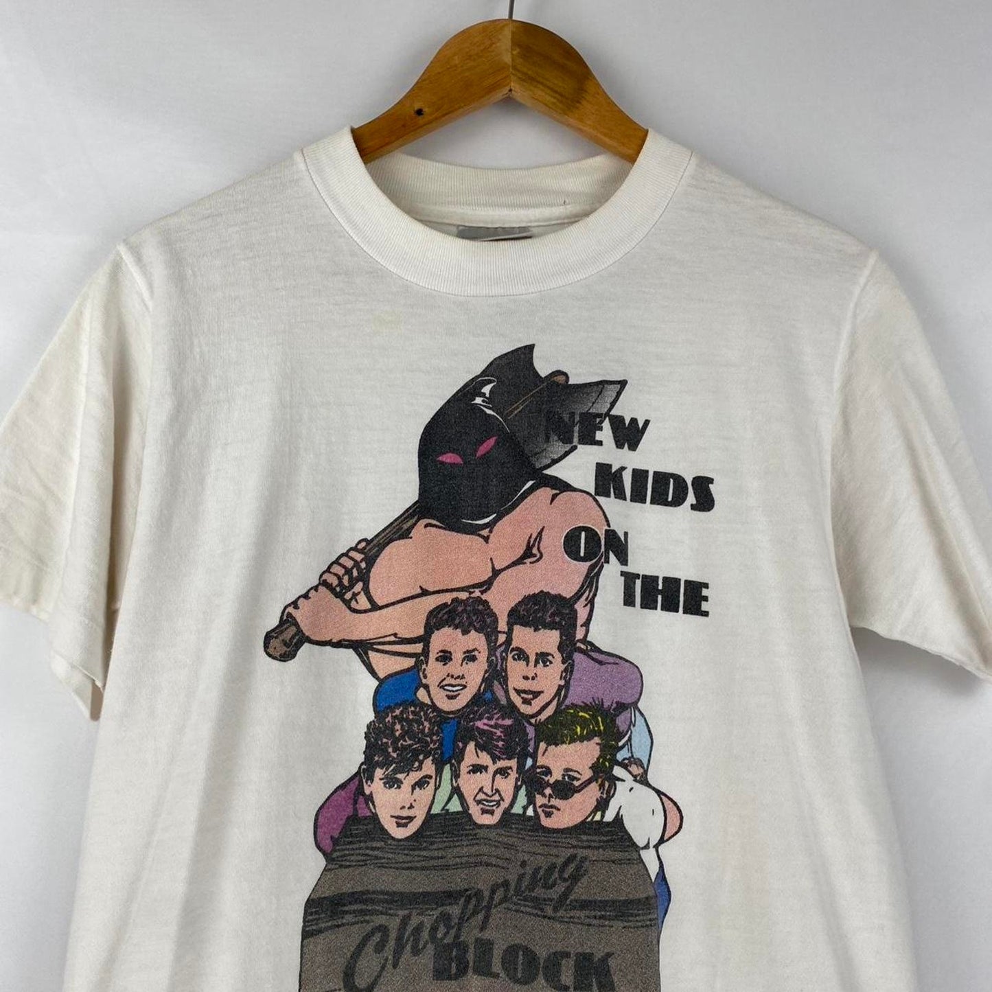 New Kids On The Chopping Block Tee - M