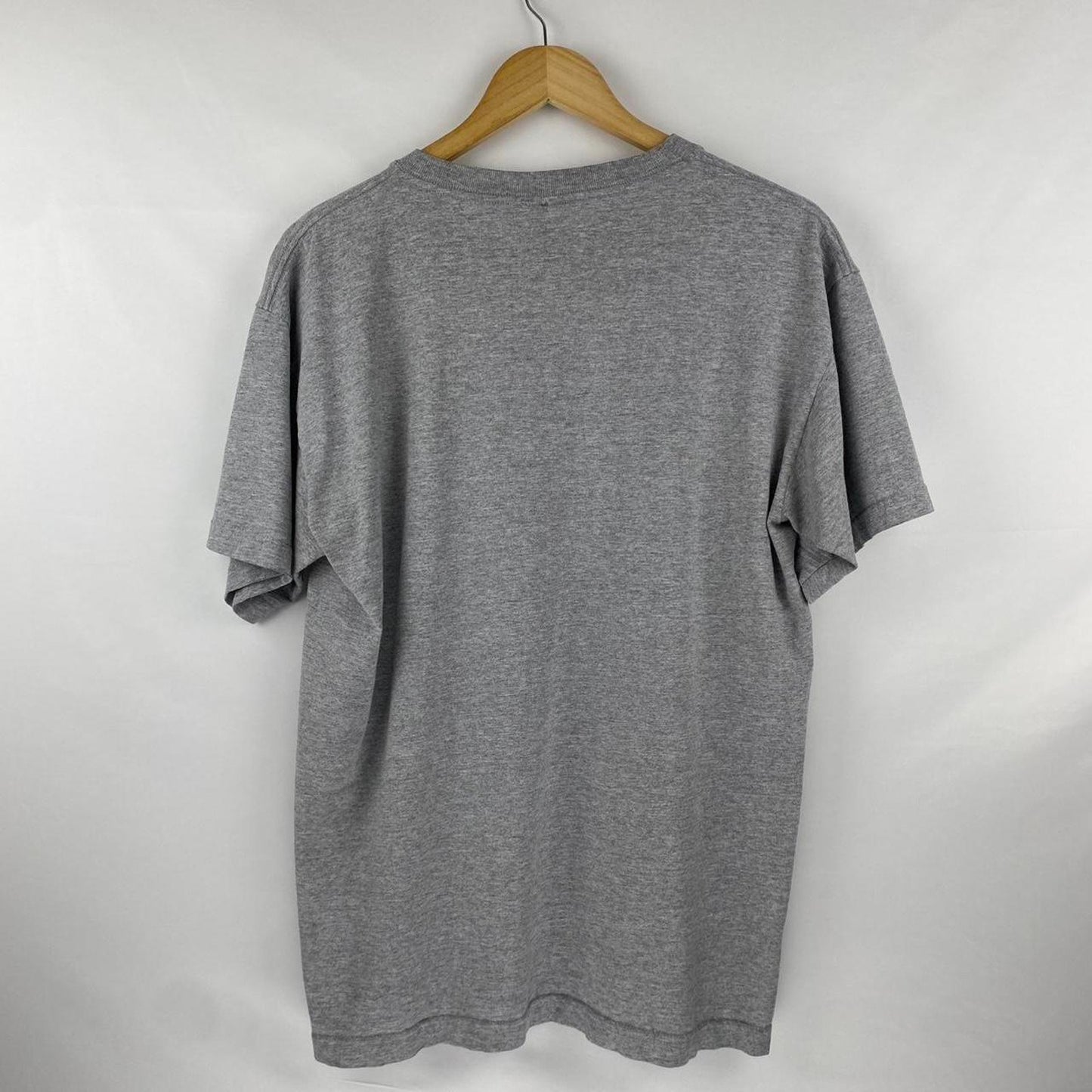 Vintage y2k aeropostale t shirt pinhole
