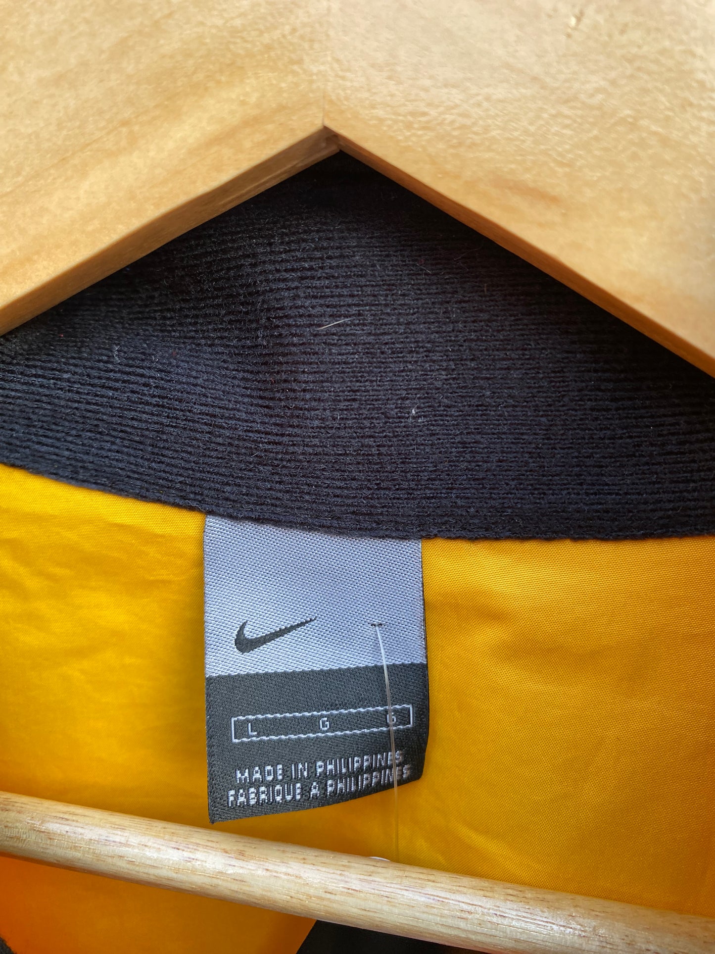 Y2K Nike Windbreaker