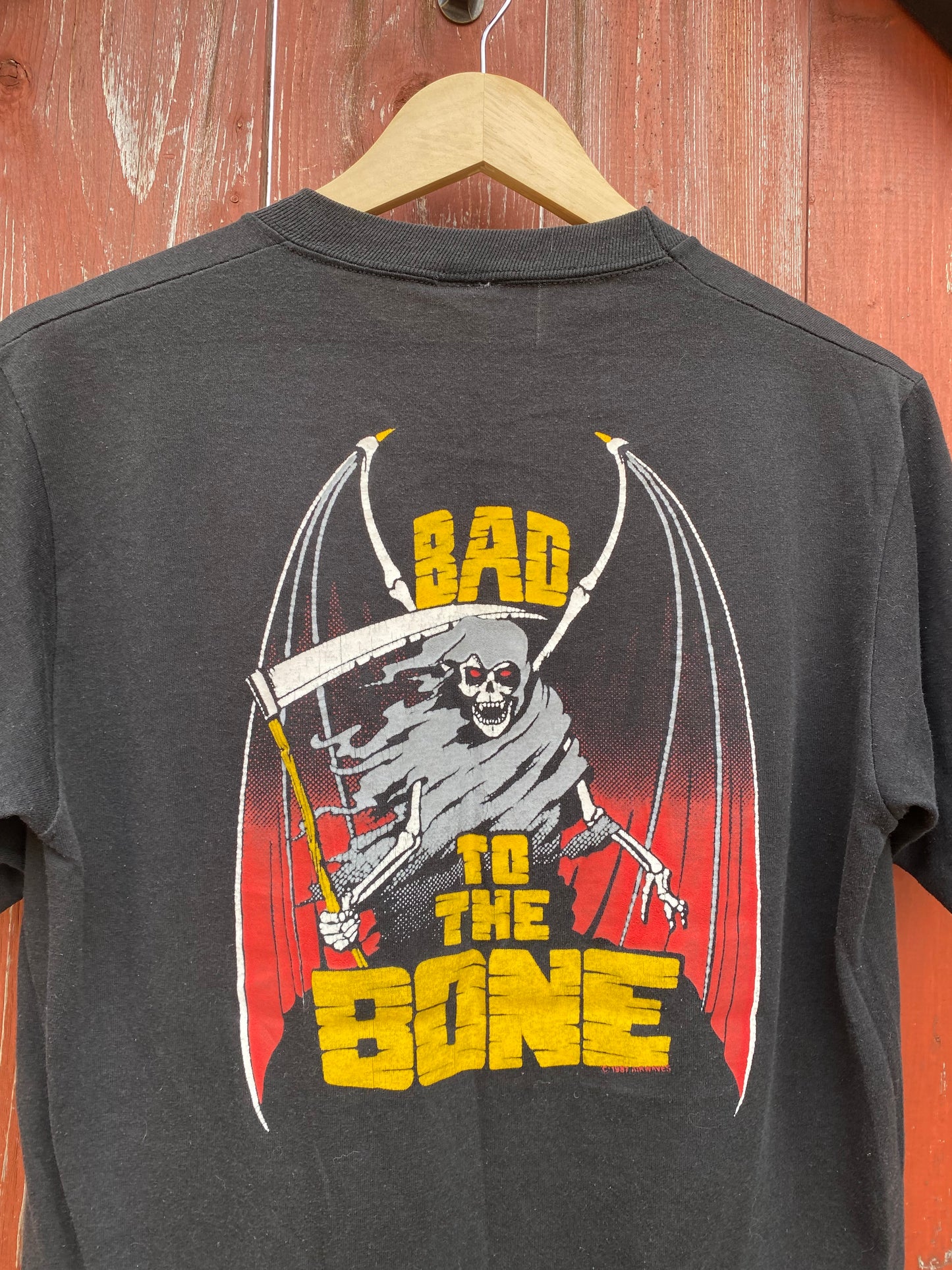 87’ Bad to the Bone Tee - M