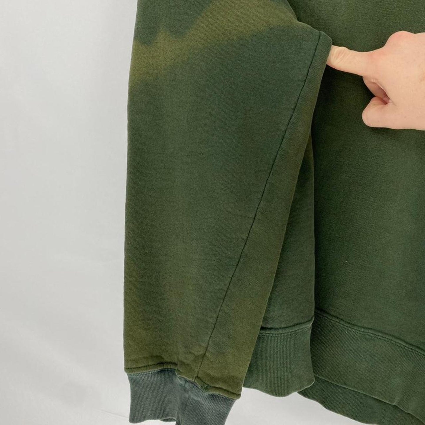 American Eagle Faded Sweatshirt - L