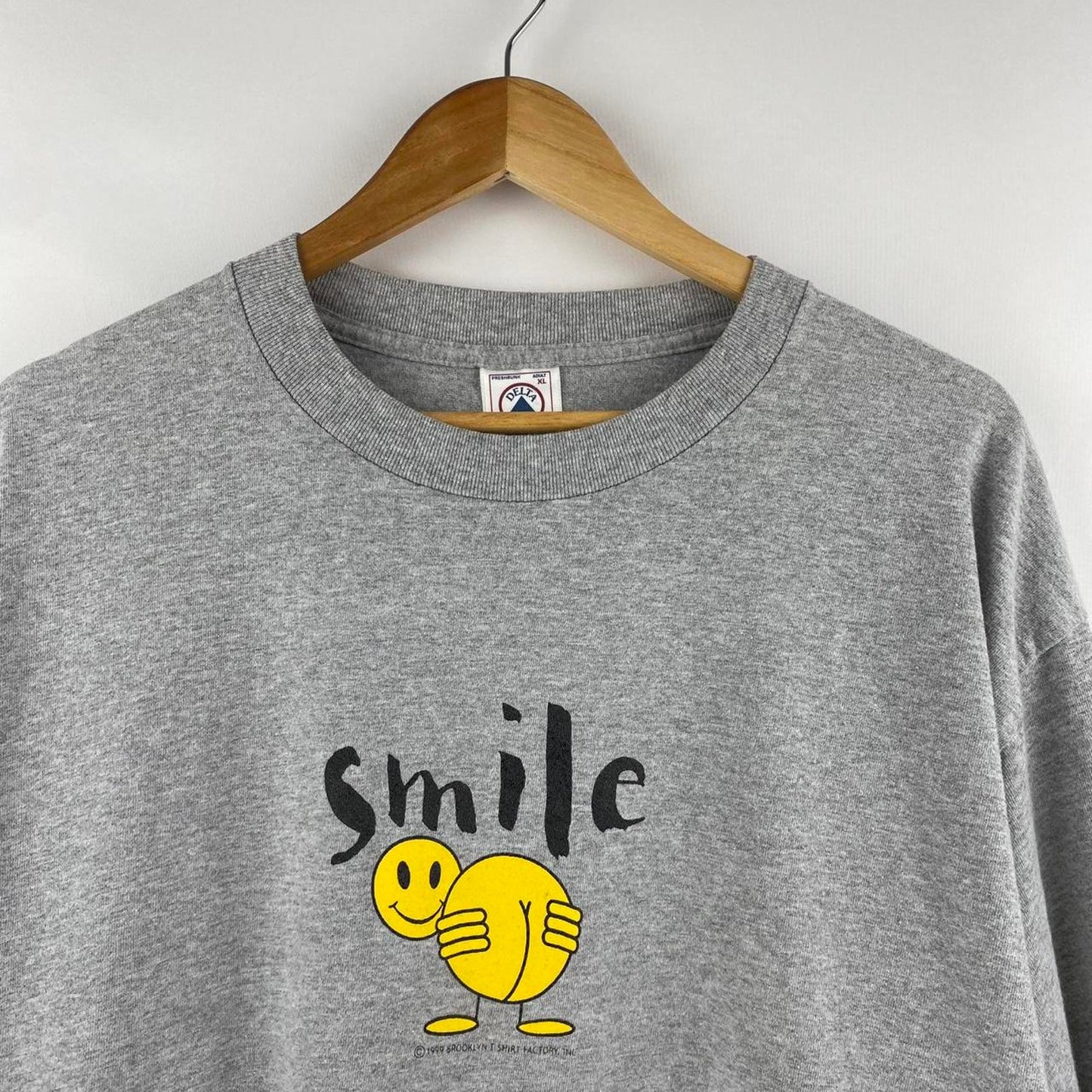 Smile Tee - XL