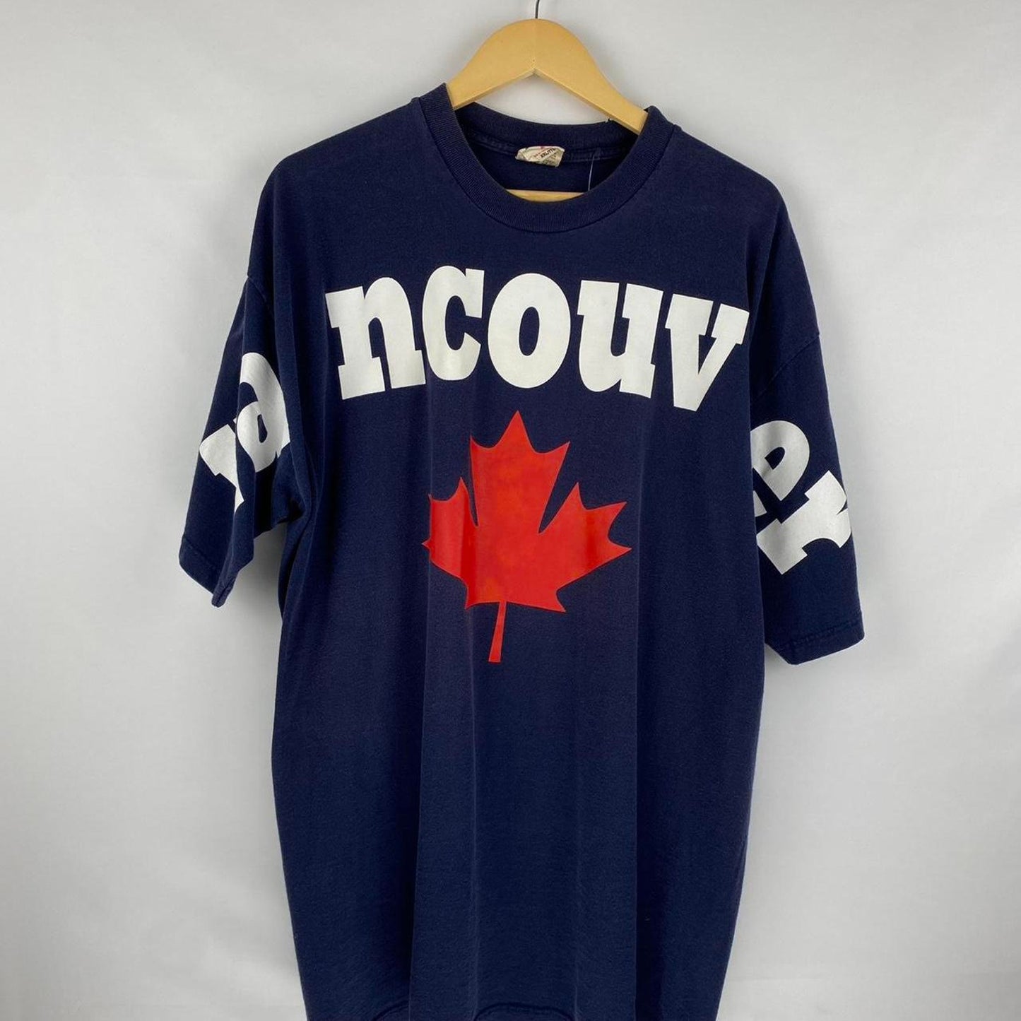 Vancouver Spell out Tee - XXL