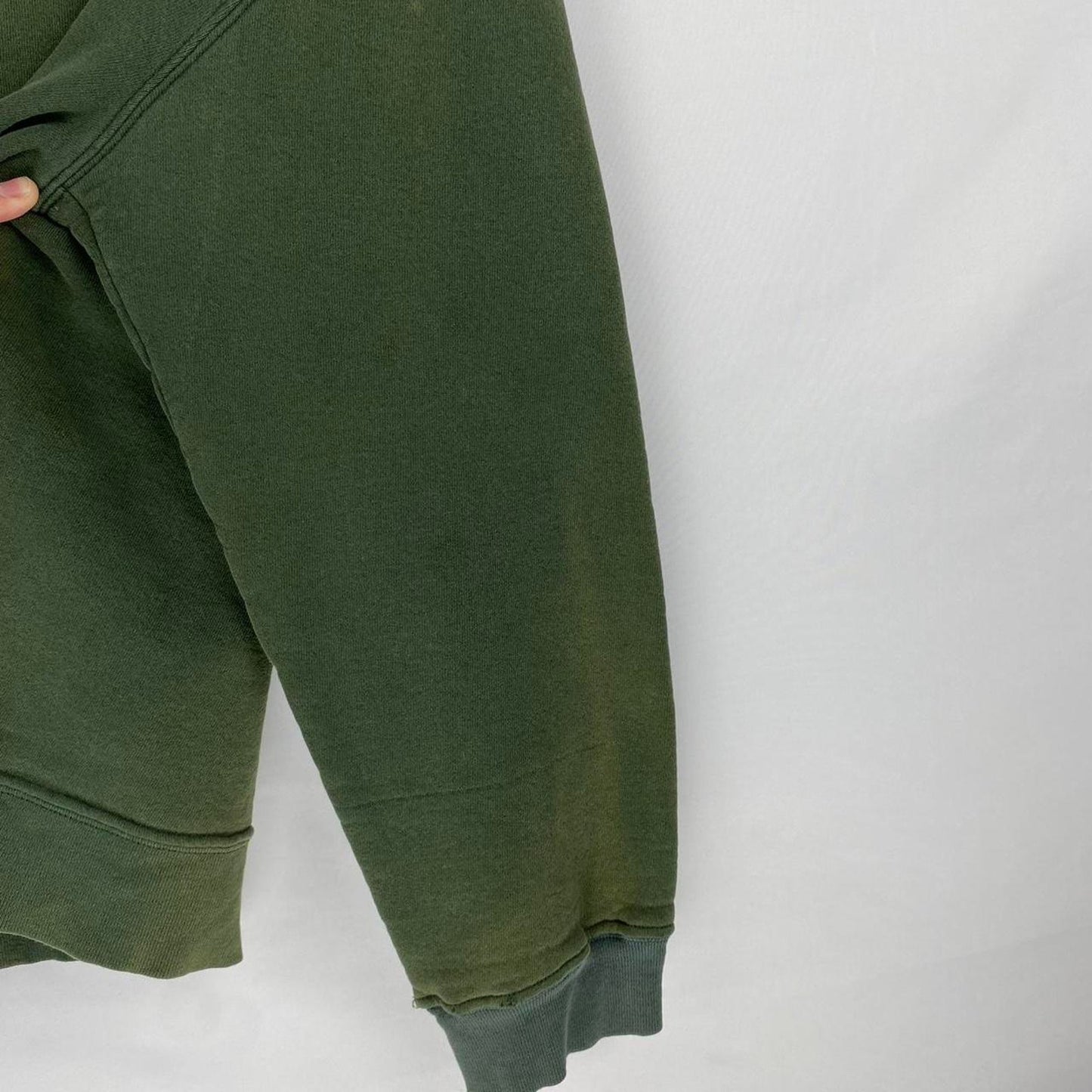 American Eagle Faded Sweatshirt - L