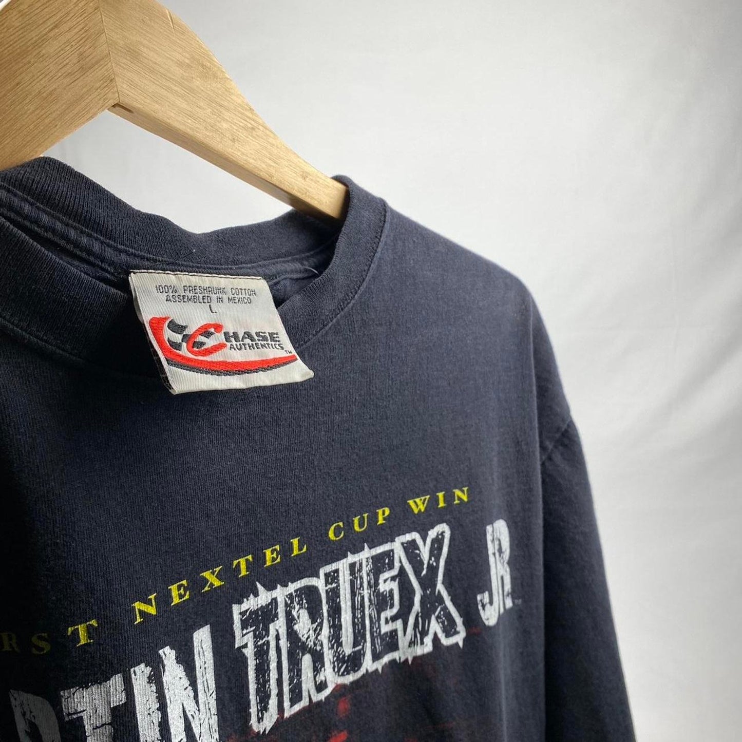 Martin truex Jr. Nascar Tee - L