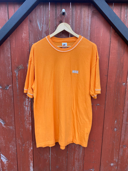 Nike tee