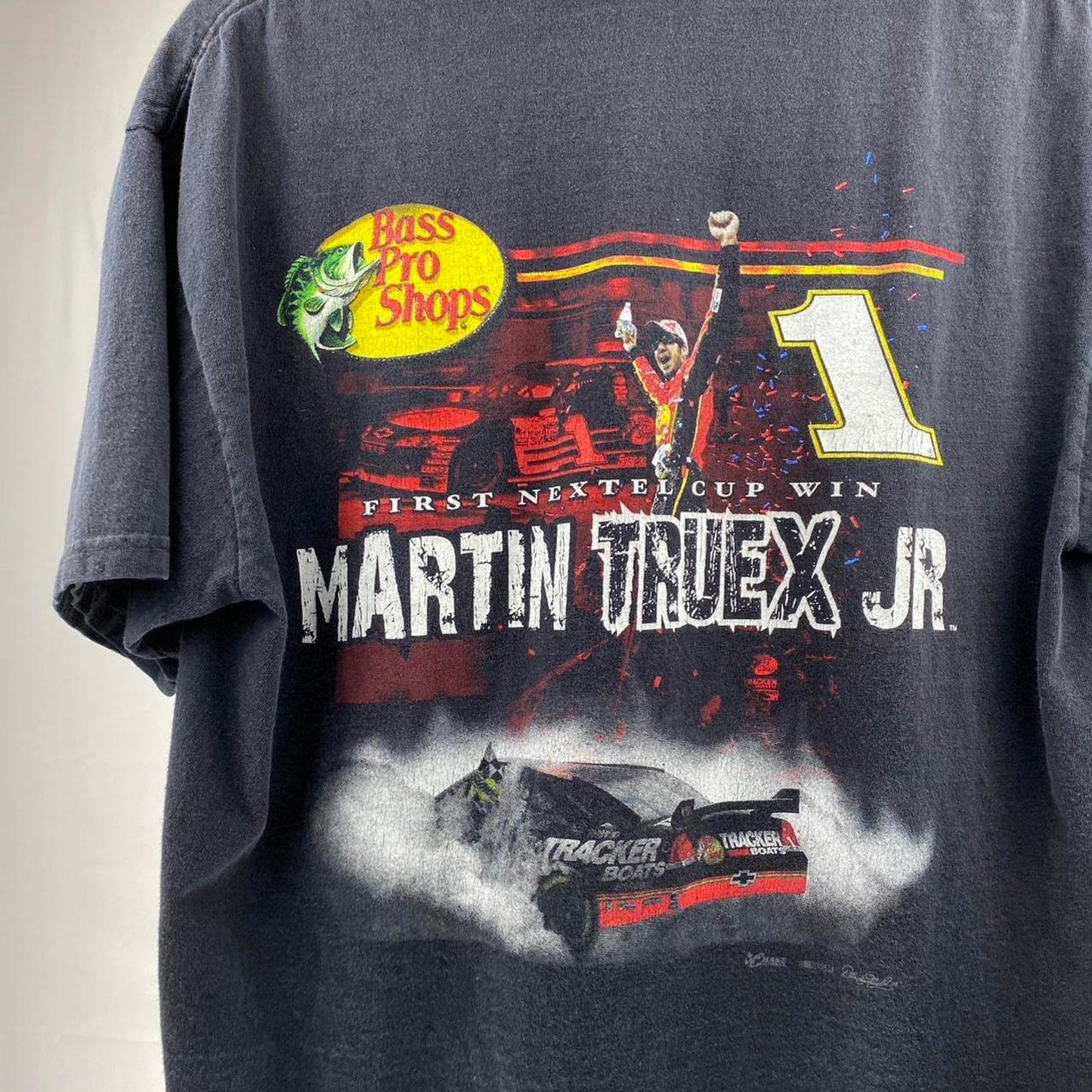 Martin truex Jr. Nascar Tee - L