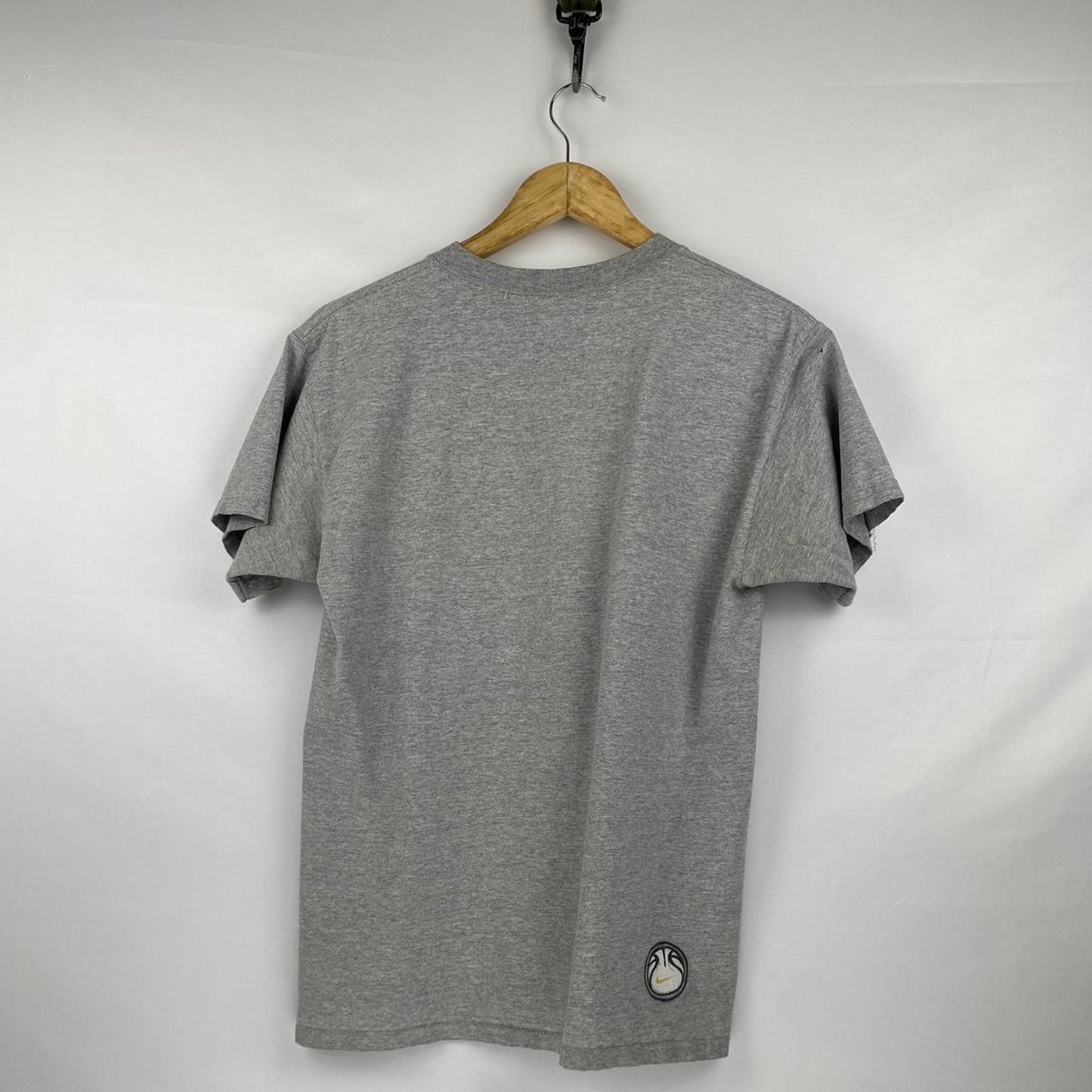 Nike Basketball Tee - S