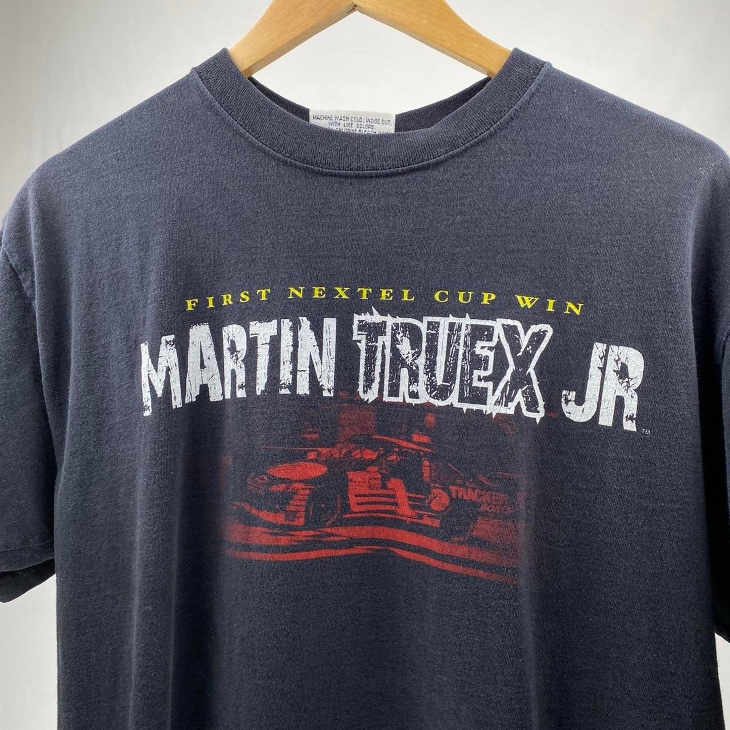 Martin truex Jr. Nascar Tee - L
