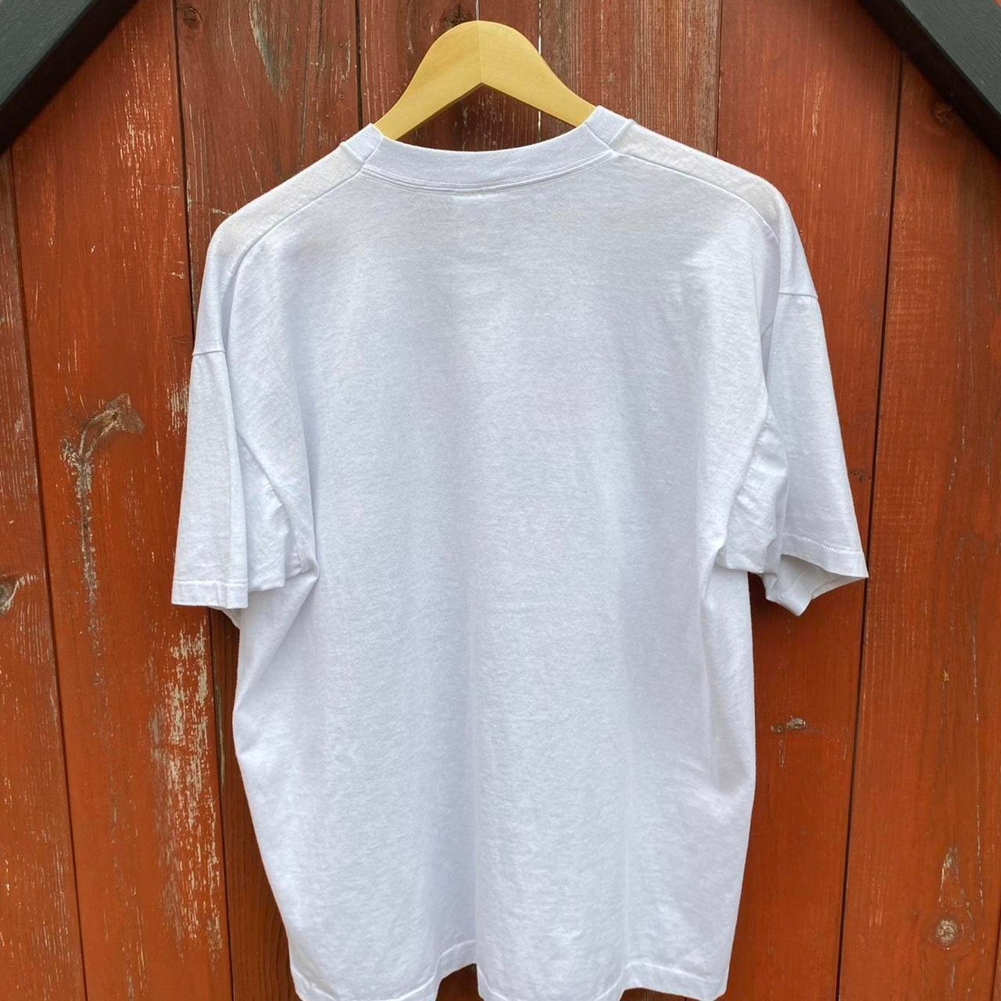Discover Red Oak Tee