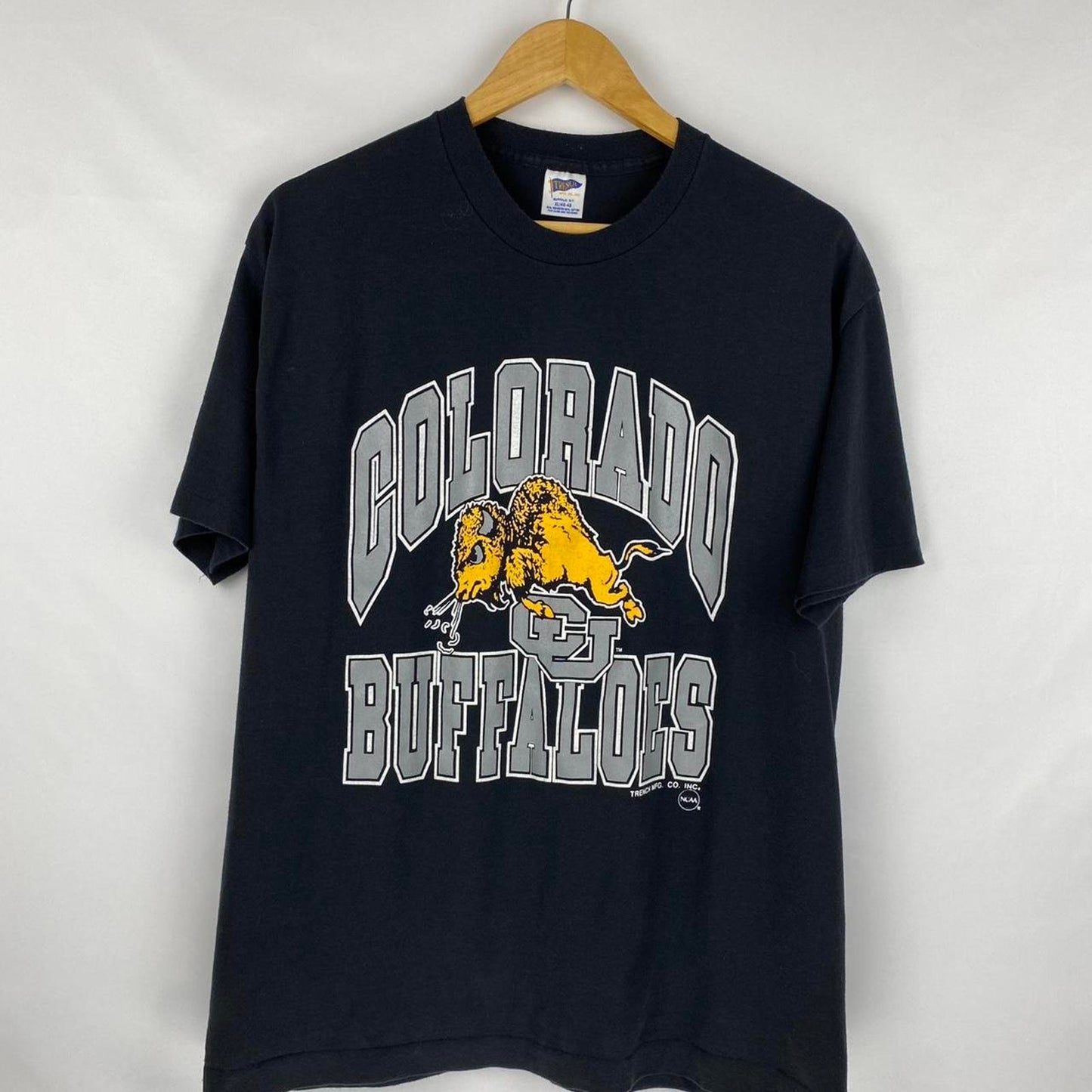 Colorado Buffaloes Tee - XL