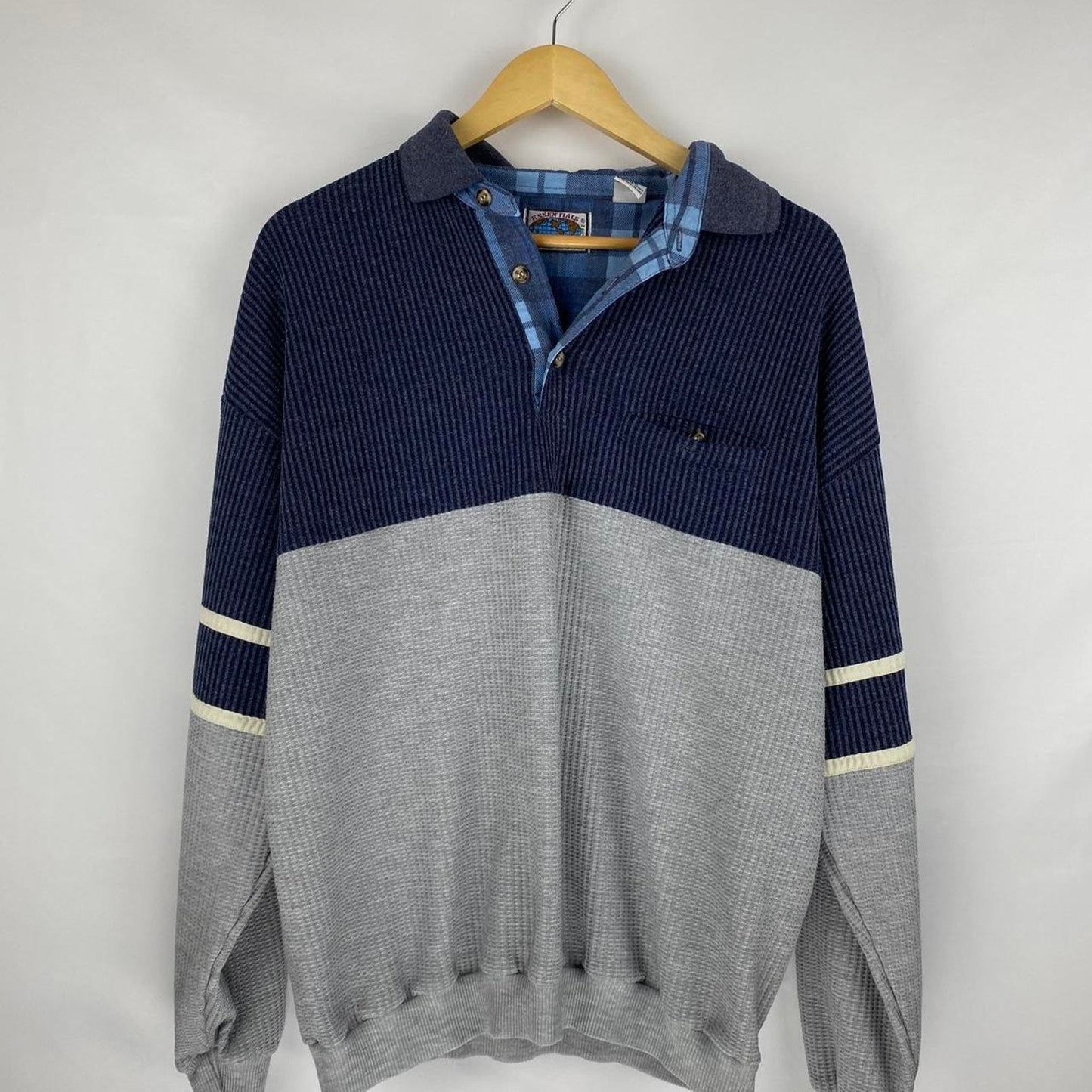 Collared Sweatshirt - L