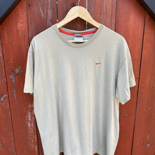 Y2K Nike Swoosh Tee