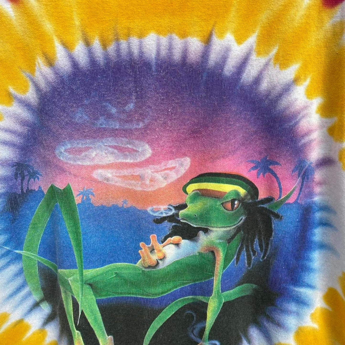 Smoking Frogs Tee